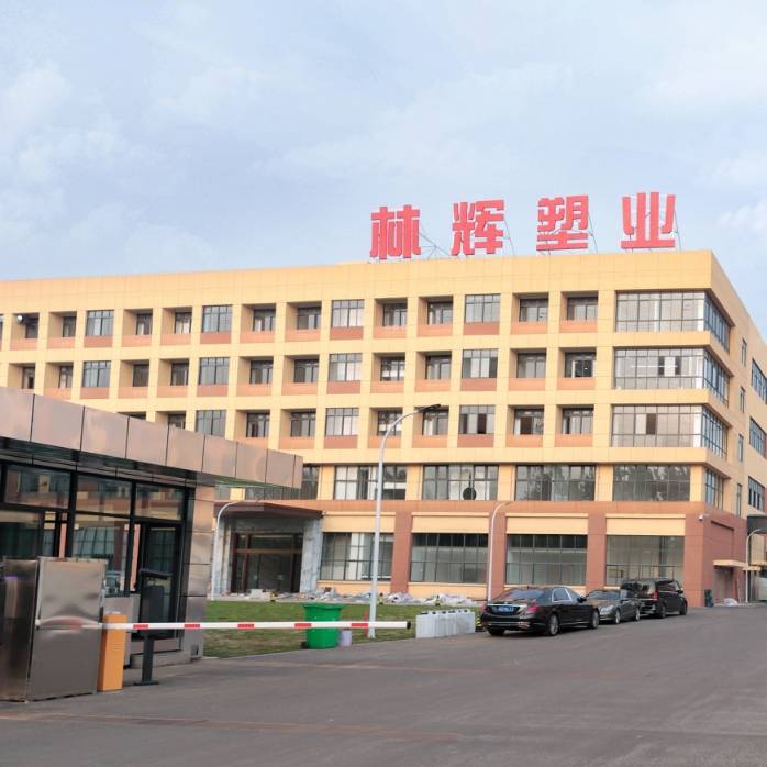 怎樣降低塑料托盤廠家批發(fā)價格？你知道托盤的生產(chǎn)成本嗎？